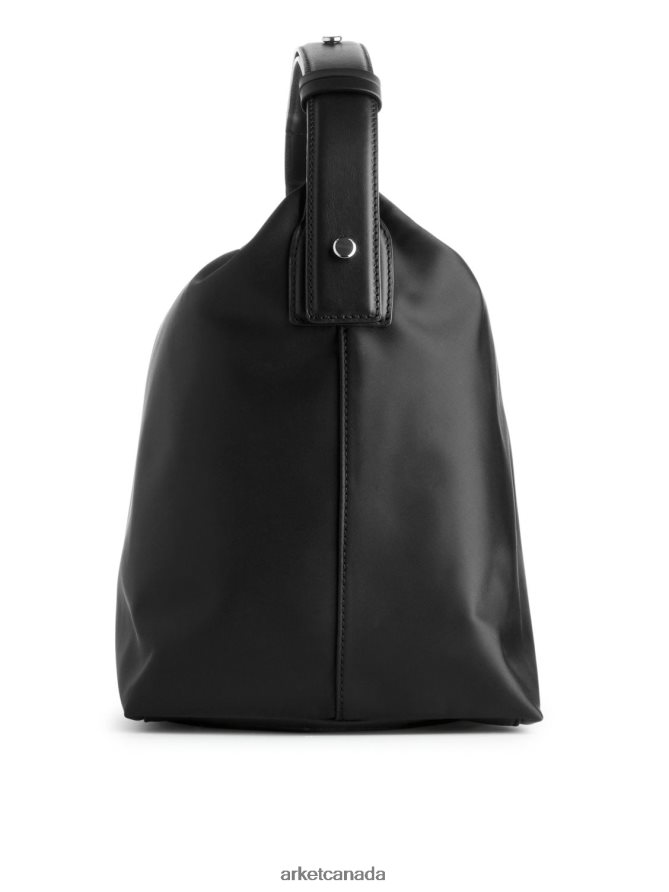 ARKET Bags 4L826J754 Black Leather Detailed Shoulder Bag Unisex