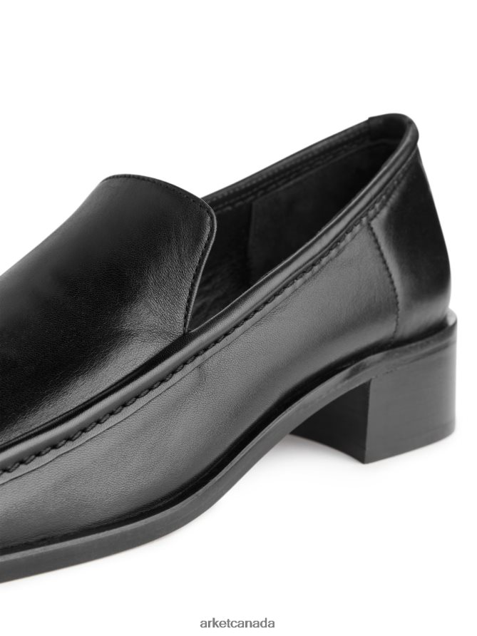 ARKET Footwear 4L826J689 Black Square-Toe Leather Loafers Women